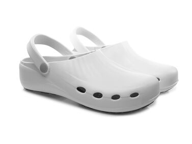 8-0856-1080 Lekkie klapki Prima Clog białe