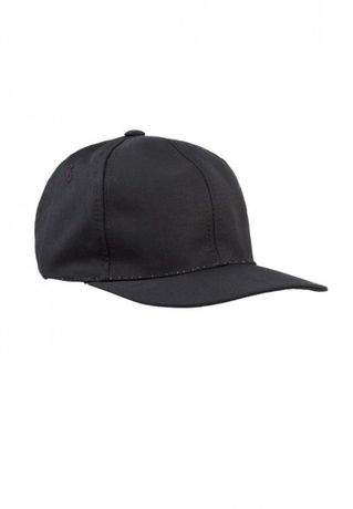 469 Czapka z daszkiem czarna